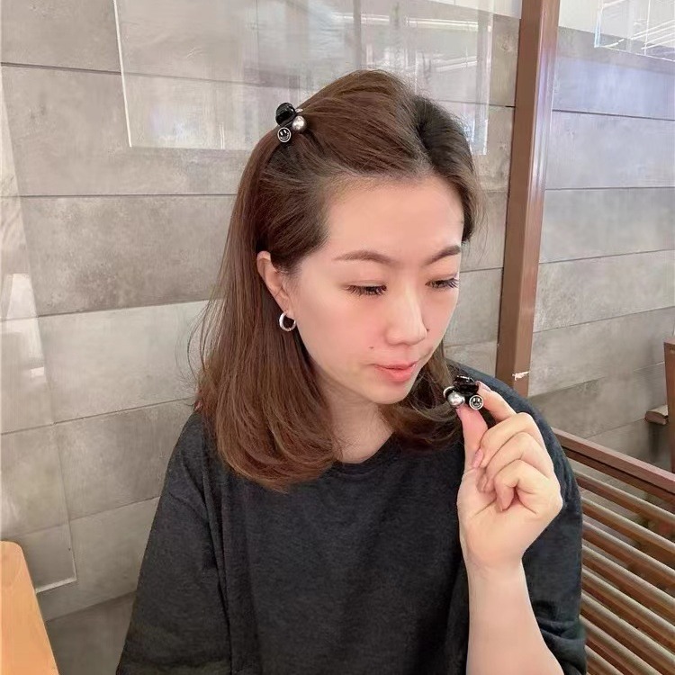韓國新款～復古ins百搭小可愛笑臉劉海碎發抓夾髮飾