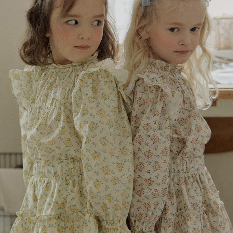 Primavera 2024 fresa Shan Corea del Sur niñas algodón floral Feier camisa de manga larga preventa