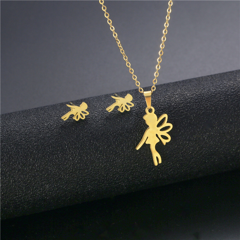 South American Ornament Female Cute Angel Pendant Stainless Steel Gold Clavicle Chain Niche Necklace