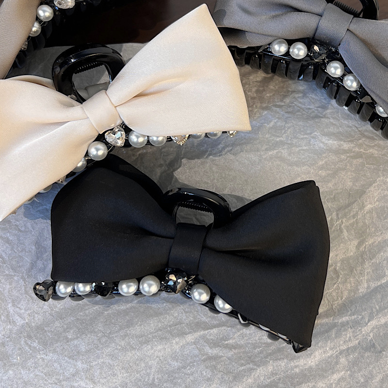Fashion Bow Knot Cloth Handmade Artificial Pearls Hair Claws 1 Piece3