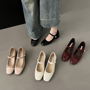 2023���＾��ʽһ�֎��\�ڴָ���ЬŮ�ϰ�ͨ���Ʒ��߸�Ь�tɫ��Ь