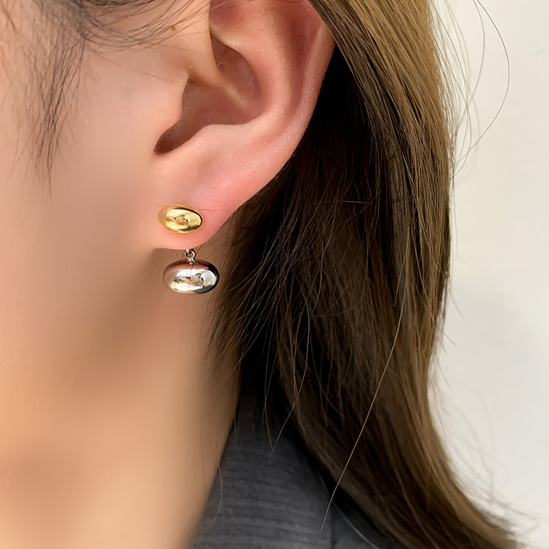 1 Paire Style Simple Ovale Placage Laiton Plaqué Or 18k Boucles D'oreilles display picture 1