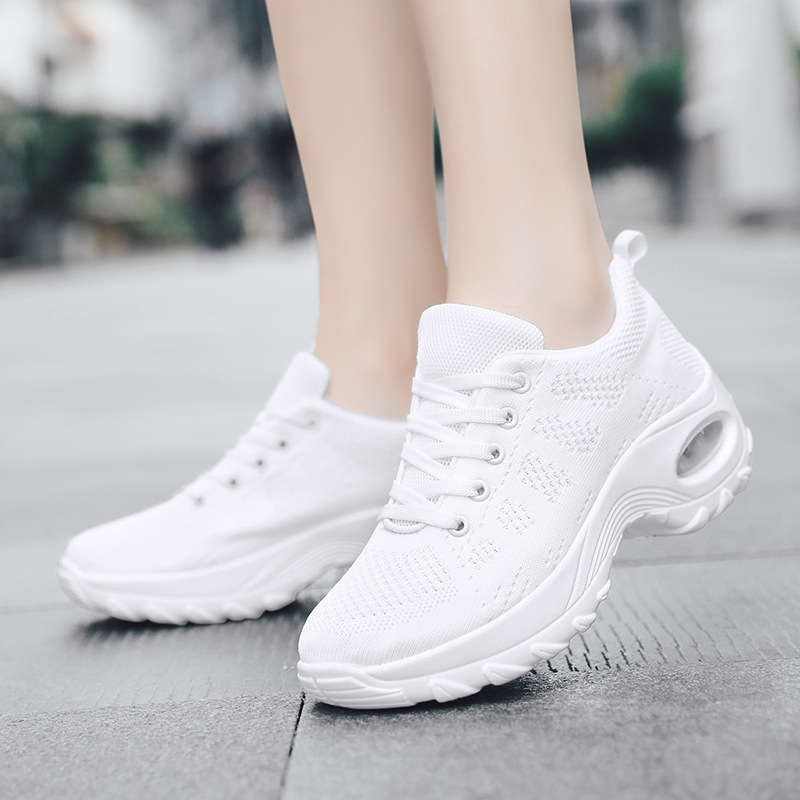 2025 primavera transfronteriza nuevo tipo de tela de tela de suela gruesa ligera versátil zapatos de baile de lazos zapatos casuales al aire libre zapatos deportivos de mujer image 4