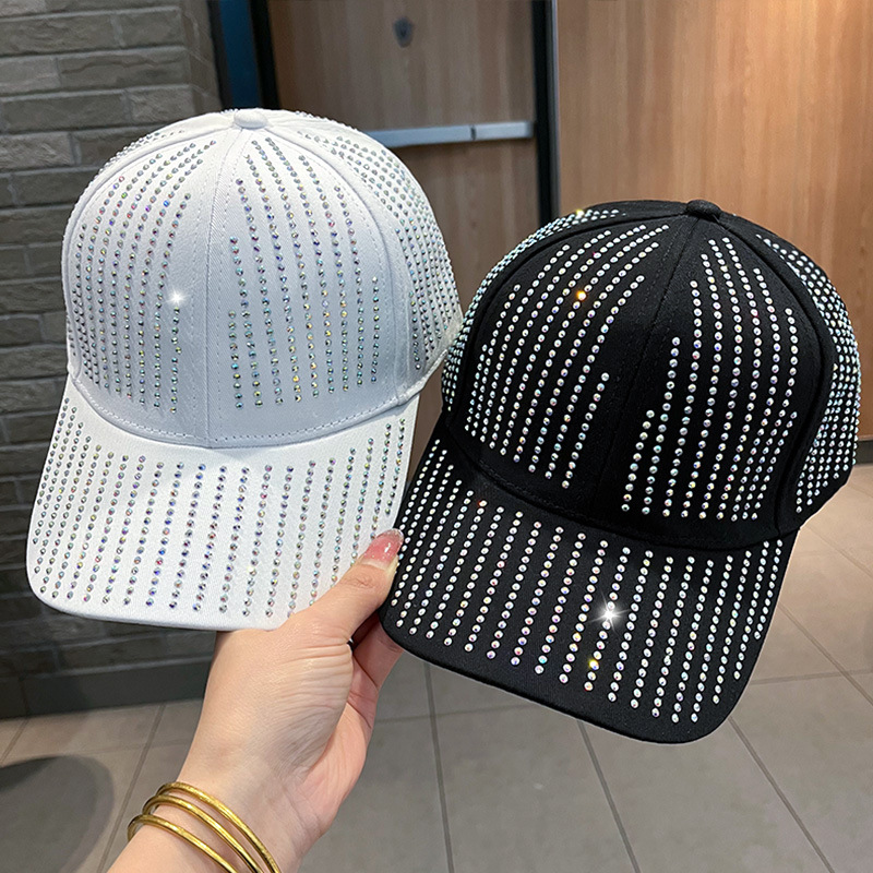 Gorra de béisbol para mujer con pedrería, protección solar, visera rígida, estilo casual de verano.
