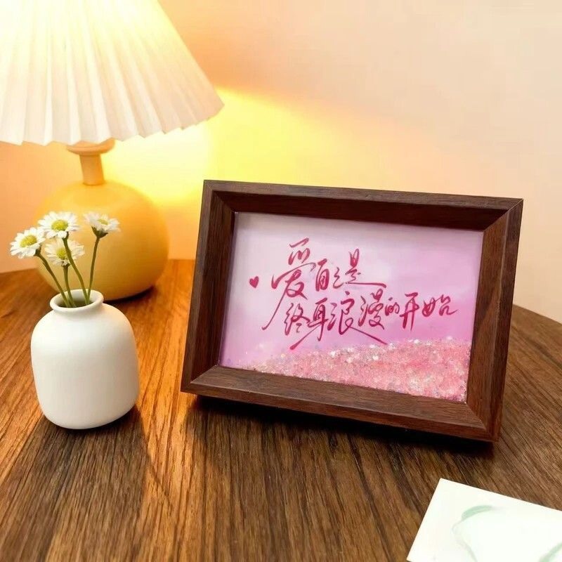First of All, You Have to Be Happy, Everything Else Is Secondary. Flowing Sand Calligraphy Display Stand 6inch Photo Frame Ornament with a National Trend Vibe