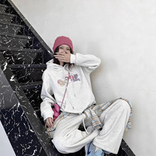 �����������������߼����e�\�Ӵ����̽��Ї��t��ͨ�Bñ�l��Ů