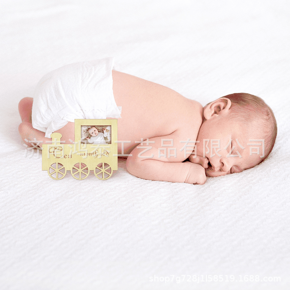 影楼拍摄道具 婴儿百天周岁纪念相册 激光雕刻纪念相框跨境批发