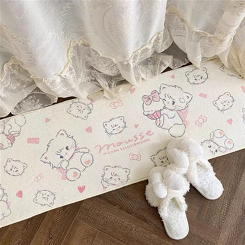 침대 옆 - 흰색 케이크 고양이