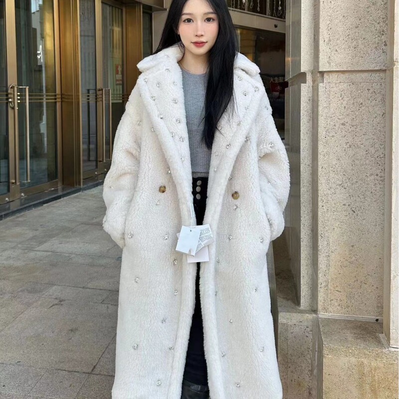 2025 Autumn and Winter New Style Granular Teddy Bear Classic Heavy-Duty Full Diamond Thickeneded Wool Long Outwear Jacket for Women