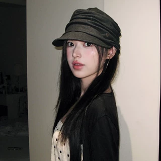 早秋新款ins博主气质黑色贝雷马术帽女通勤百搭显脸小褶皱报童帽