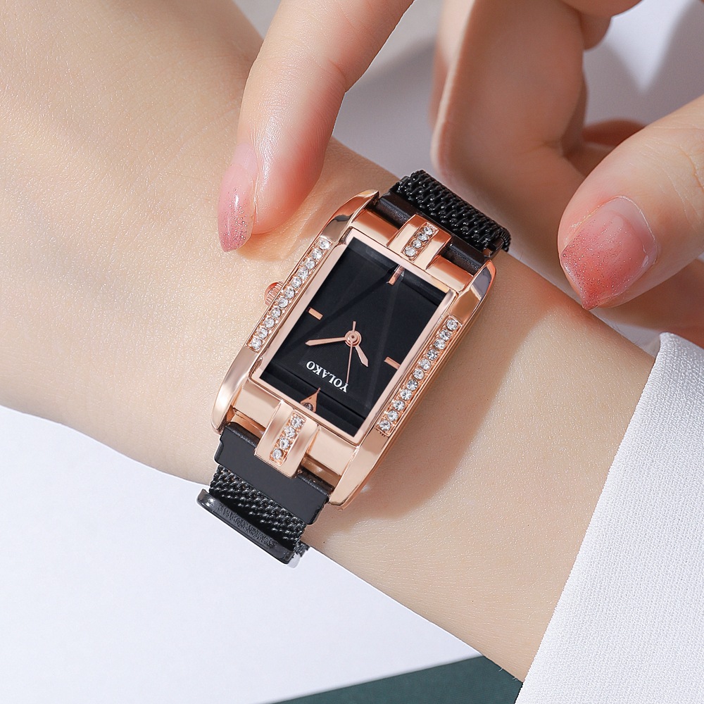 Nuovo cinturino in magnetite con orologio al quarzo da donna con design a triangolo invertito, stile quadrato, stile OL, con diamanti intarsiati_voghion.com