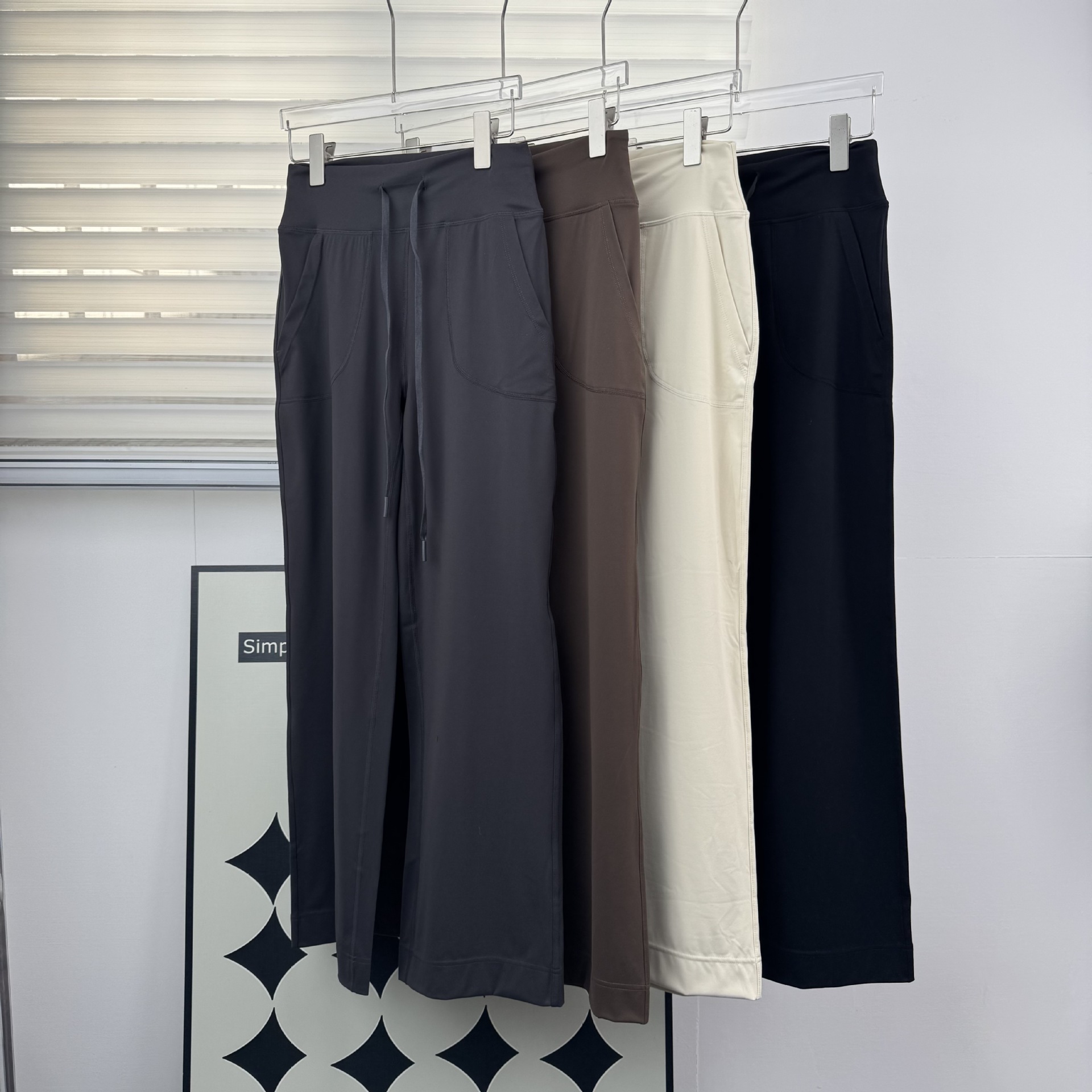 Pantalones de yoga de piernas anchas Throwback todavía de cintura alta, pantalones sueltos para mujeres