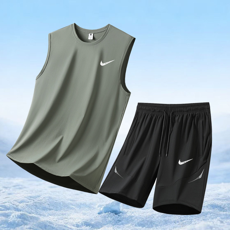 Sportswear Suit for Men, Summer Trendy Quick-Drying Sleeveless T-Shirt Shorts, New Loose Casual Summer Wear for Men, One Set Sportswear Suit for Men, Summer Trendy Quick-Drying Sleeveless T-Shirt Shorts, New Loose Casual Summer Wear for Men, One Set