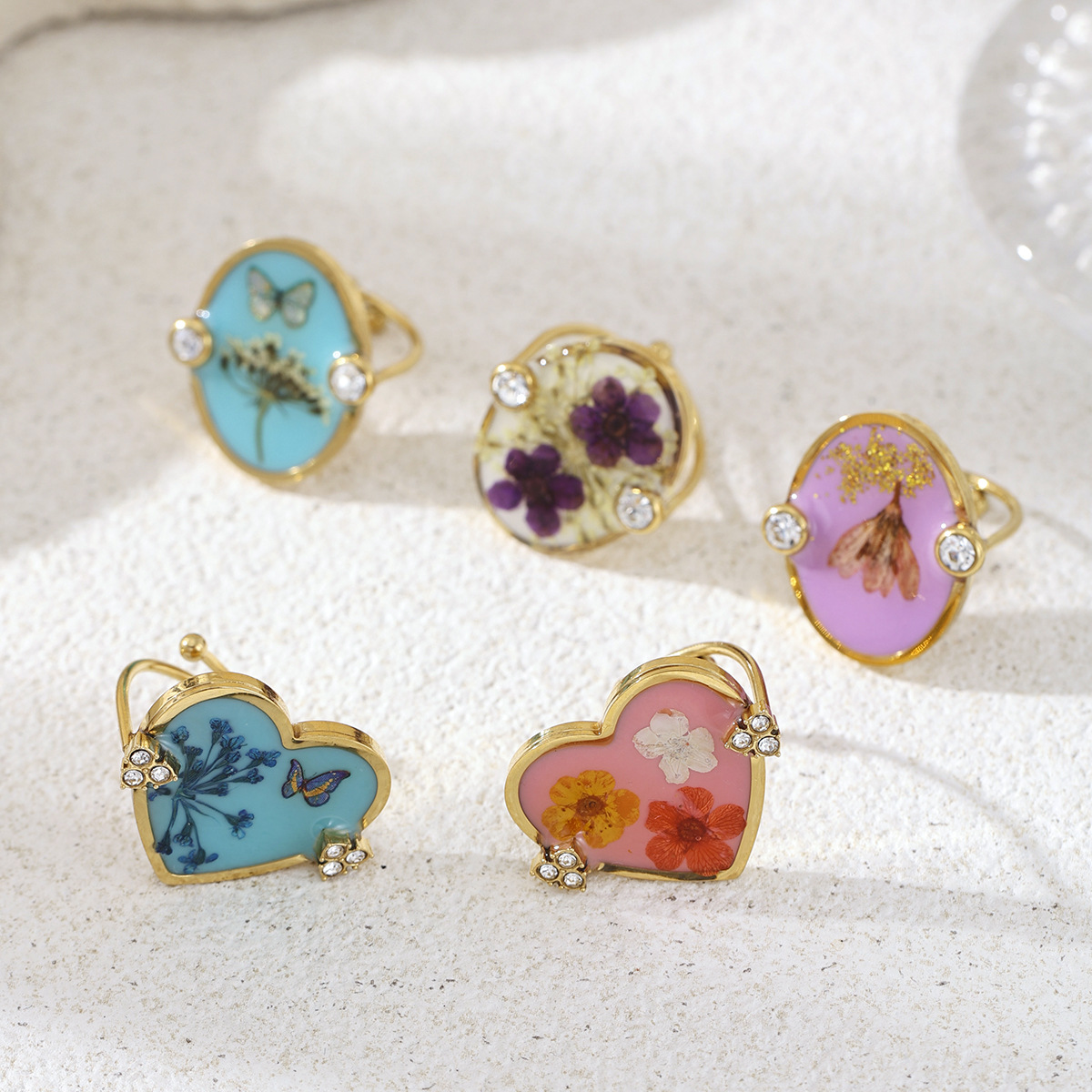 Alta Europa y América de acero inoxidable moda exagerada flores hechas a mano amor anillo de acero de titanio al por mayor joyería de venta caliente transfronteriza