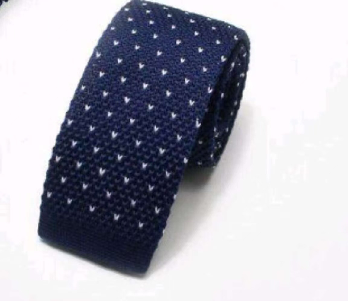 2026年新作メンズフラットタイプニットネクタイ 大人向けおしゃれで合わせやすいネクタイアクセサリー メーカー卸売