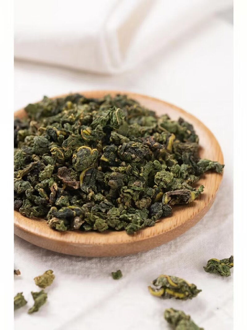 Frost-Touched Mulberry Leaf Tea (Morus alba) — Dried Mulberry Leaf for Herbal Infusion quality and texture