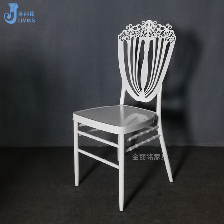 Silla de comedor de hierro al por mayor Nordic Silla de boda al aire libre restaurante silla trasera de metal escudo flor cabeza Silla de Bambú
