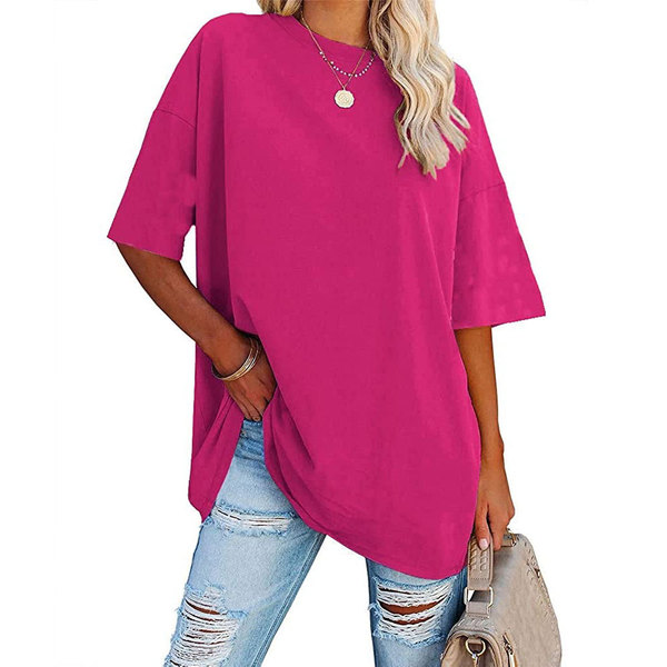 T-shirt with a round collar