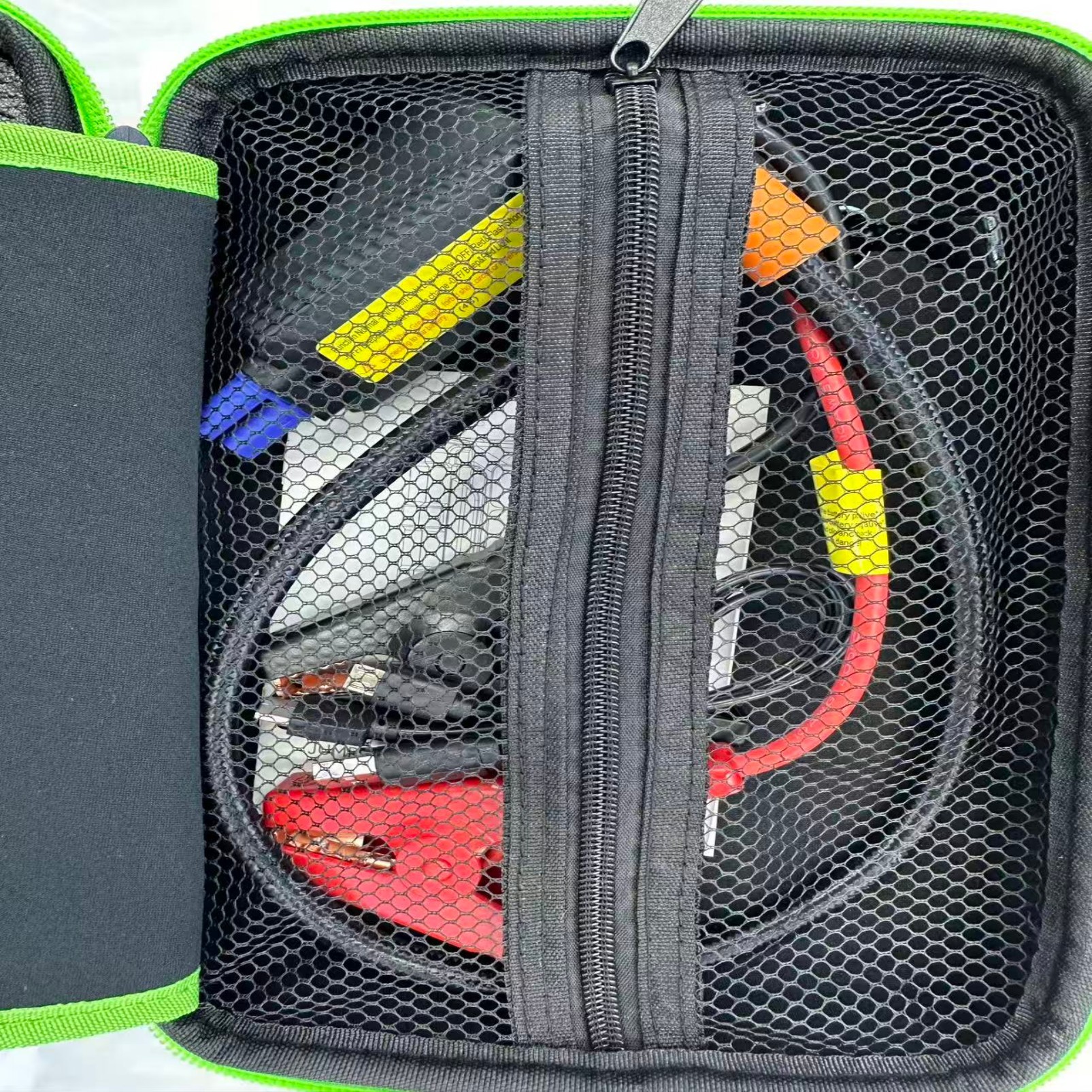 12V Portable Wireless Car Air Compressor Emergency Starter All-in-One Power Supply Car Jump Starter Power Bank