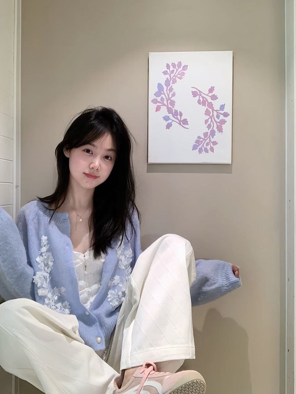 温柔创意减龄重工立体花卉刺绣开衫女复古别致慵懒系扣毛呢外套秋|undefined