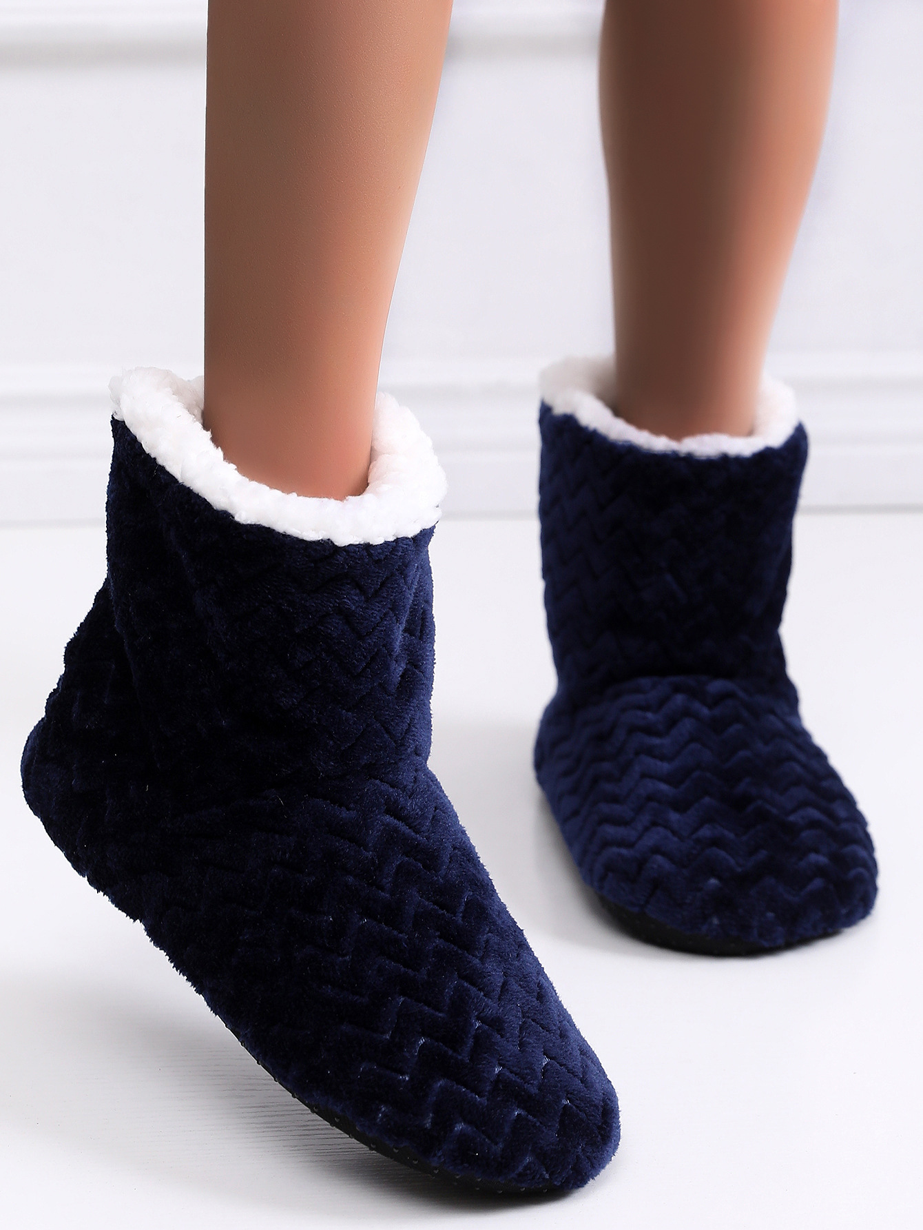 Invierno alta punta redonda punta cerrada plana talón inicio color sólido Otoño e Invierno boca profunda gruesa inferior rojo zapatillas Botas