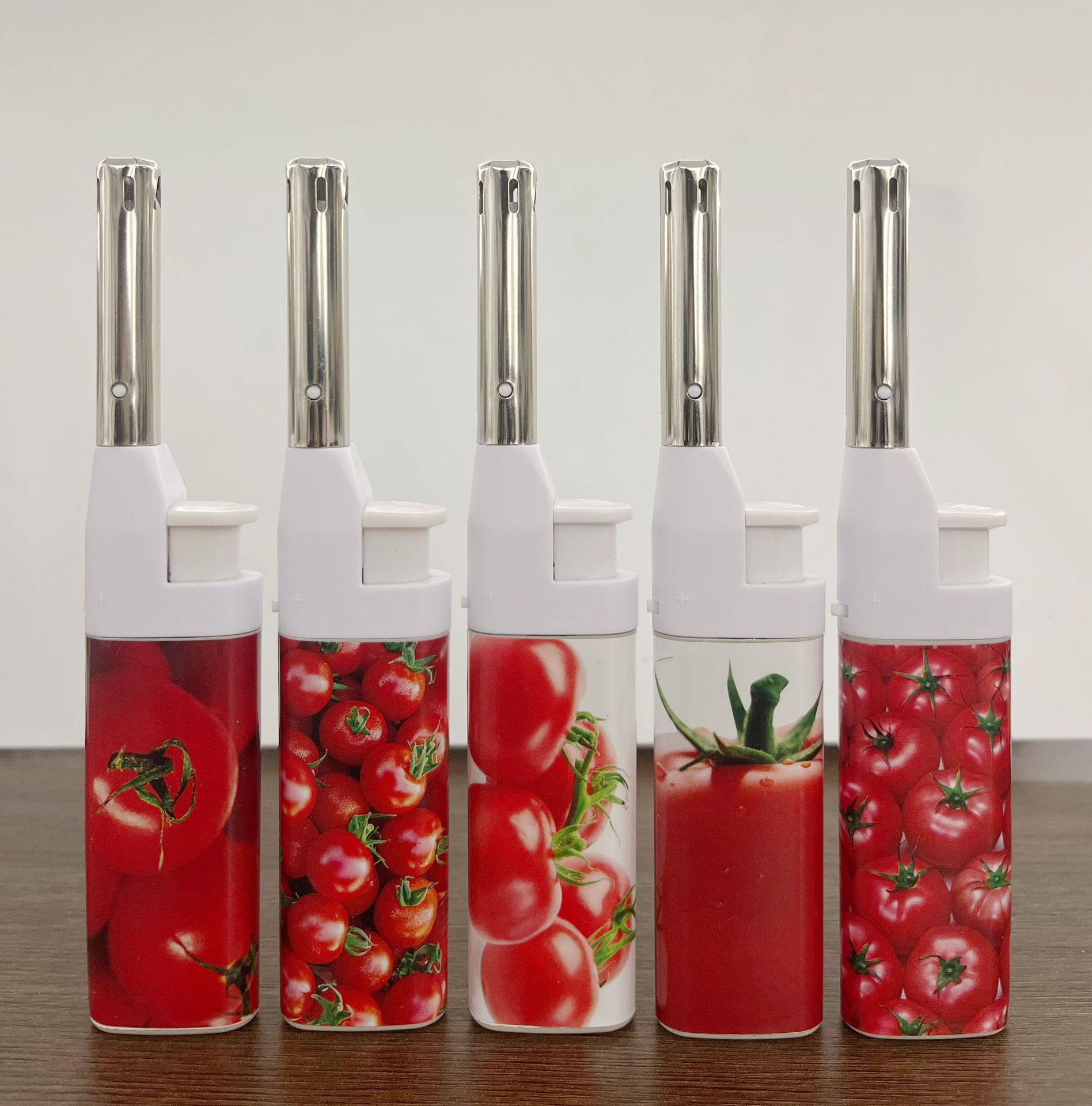 900 случайных узоров белой трубки