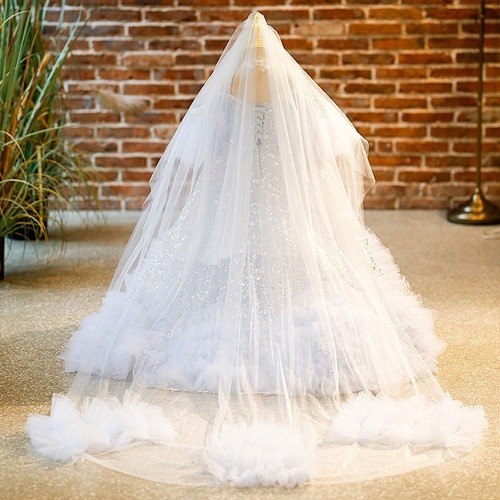 Bridegroom's wedding dress high-end show luxury heavy hand-made host piano performance dress train girl's dress princess skirt 