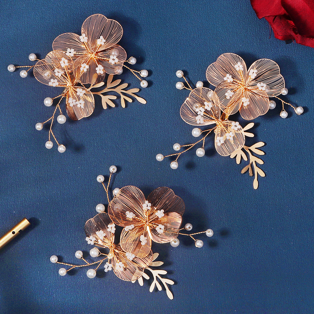 Fermaglio per capelli in ferro battuto a forma di petalo dorato, accessorio per costume da ballo, popolare in Europa e America, stile vintage foresta_voghion.com