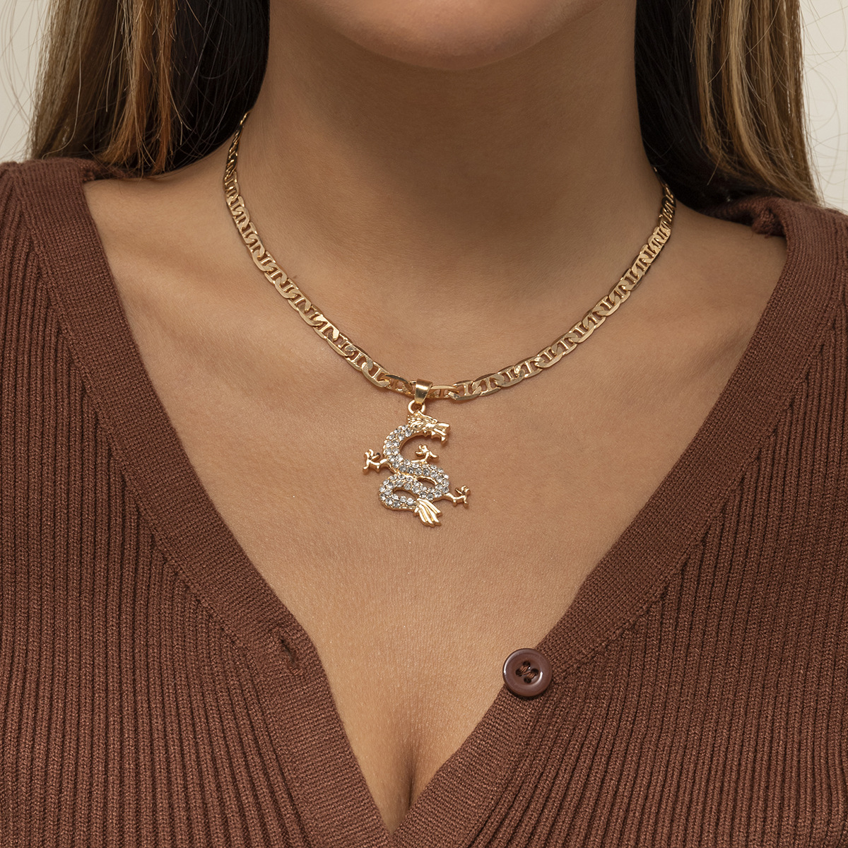 collar con colgante de diamante completo en forma de dragn retro collar de cobre de cadena hueca de una sola capapicture3