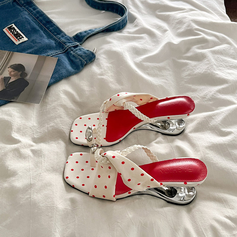 French-Style Polka Dot Cross-Strap High-Heeled Slippers for Women, 2026 Summer New Square-Toe Fashion Slippers to Match with Dresses