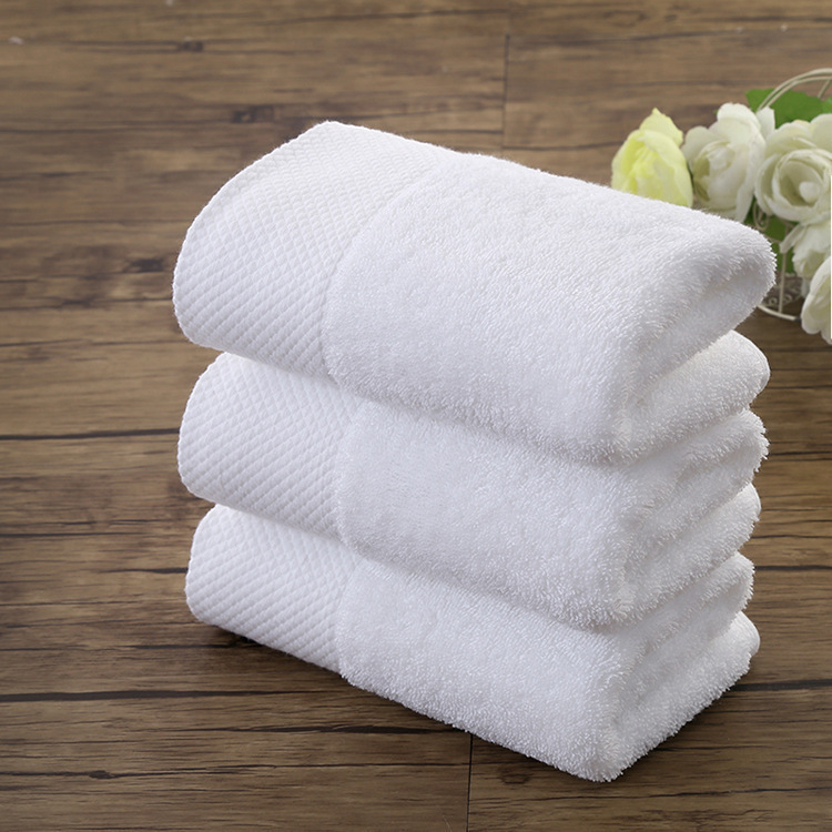 Popular Cotton Towels for Five-Star Hotels, Guesthouses, Hot Springs, Sauna, Beauty Spa, Extra Large and Thick, Pure Cotton, White, Thickened