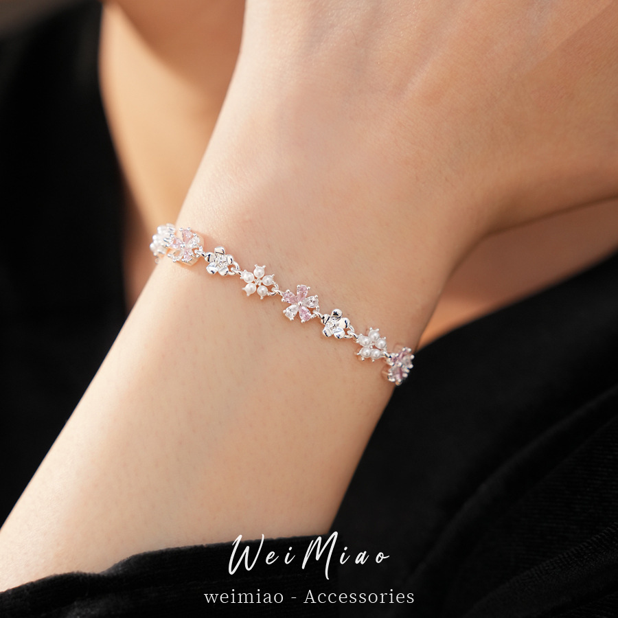 Zircon flores perlas pulseras de fichaje ligero de lujo nicho de alto nivel pulseras frescas y dulces joyas al por mayor