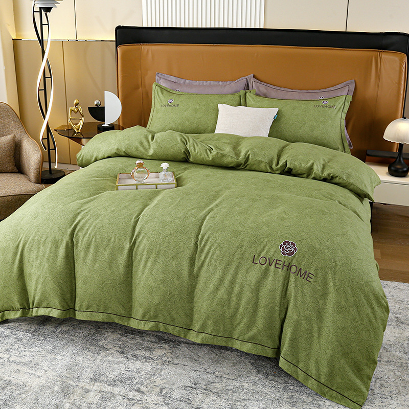 Cuatro piezas de cama de lujo ligero de alta calidad 2026 engrosado colcha de cama cubierta de sopa image 1