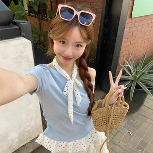 ���~߅б��첱���c����t��Ů�ļ���������һ�ּ�����С���½^��