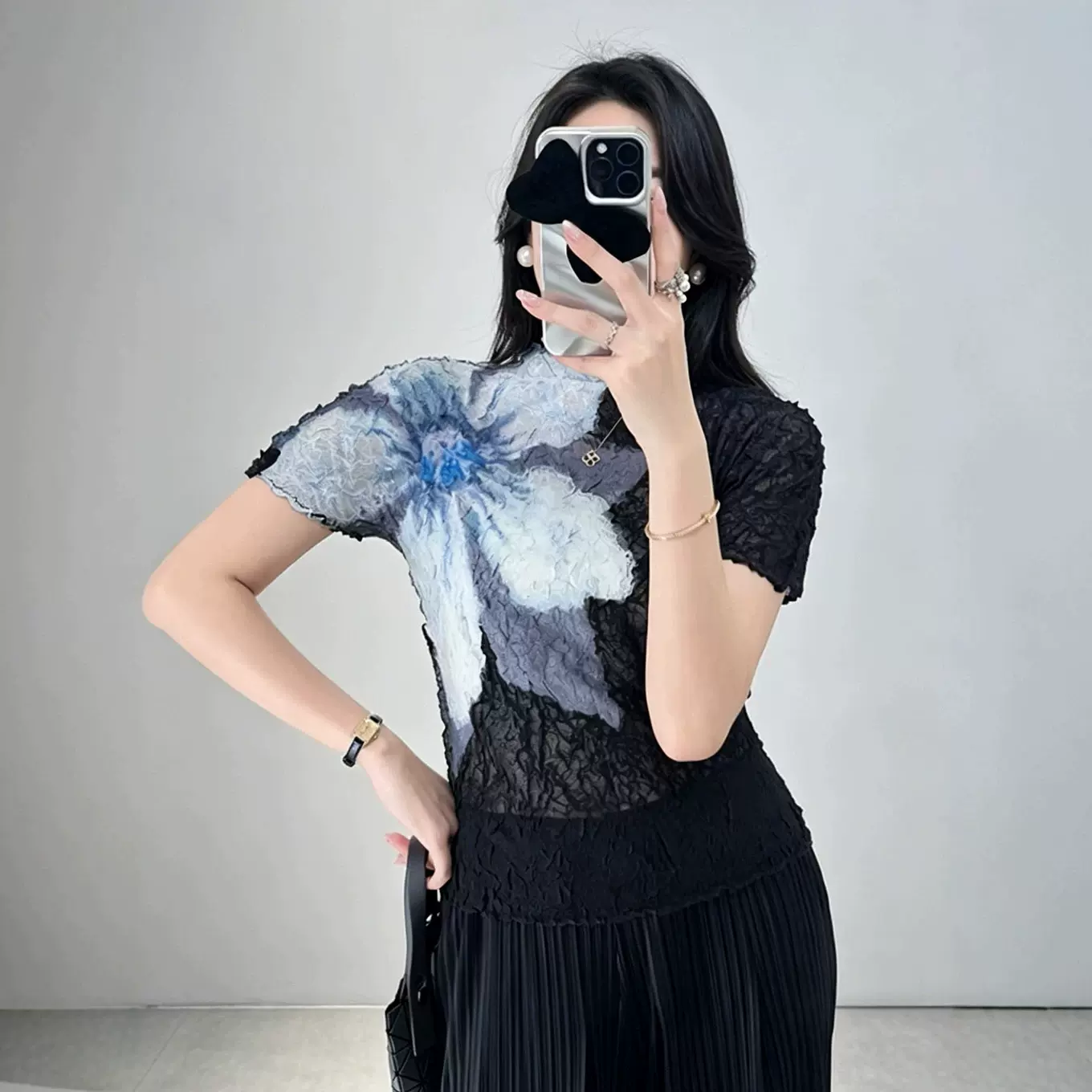 深圳南油高端女装三宅短袖上衣立领微透薄款印花修身显瘦百搭T恤