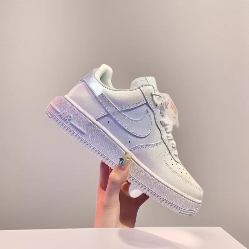 Putian Air Force One Casual Pure White Low-Top Height-Increasing Sneakers for Men and Women, Couple's Sports White Shoes, All-White Trendy Versatile Sneakers Putian Air Force One Casual Pure White Low-Top Height-Increasing Sneakers for Men and Women, Couple's Sports White Shoes, All-White Trendy Versatile Sneakers