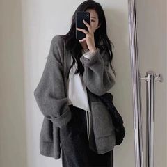 レイジースタイル無地Vネックセーターカーディガンジャケット女性用春秋新作ハイエンドルーズニットトップアウター