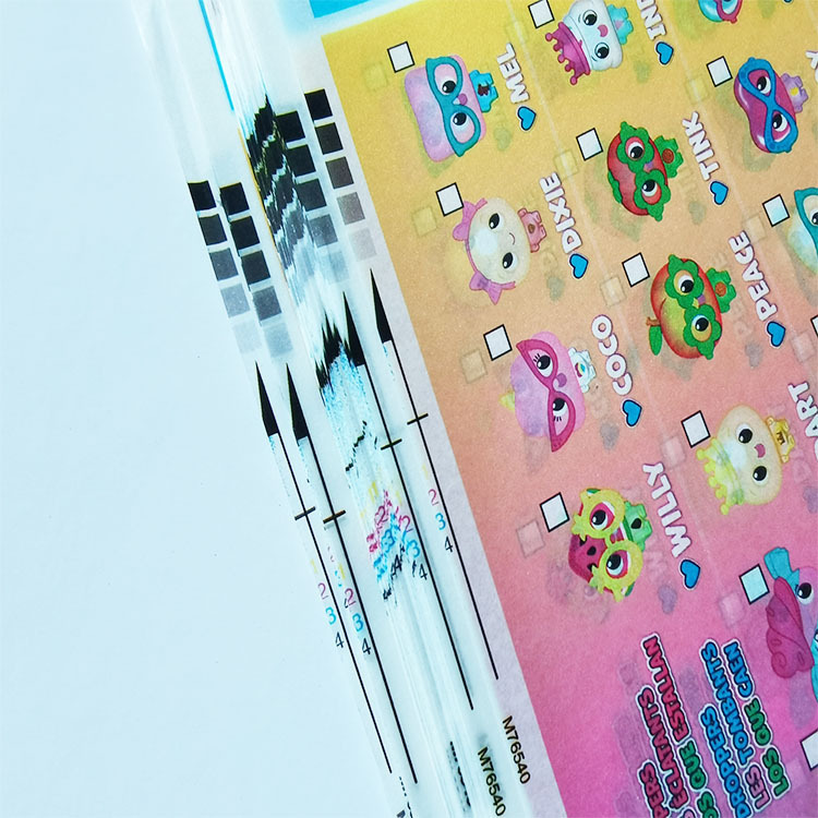 卡通彩色白牛皮纸