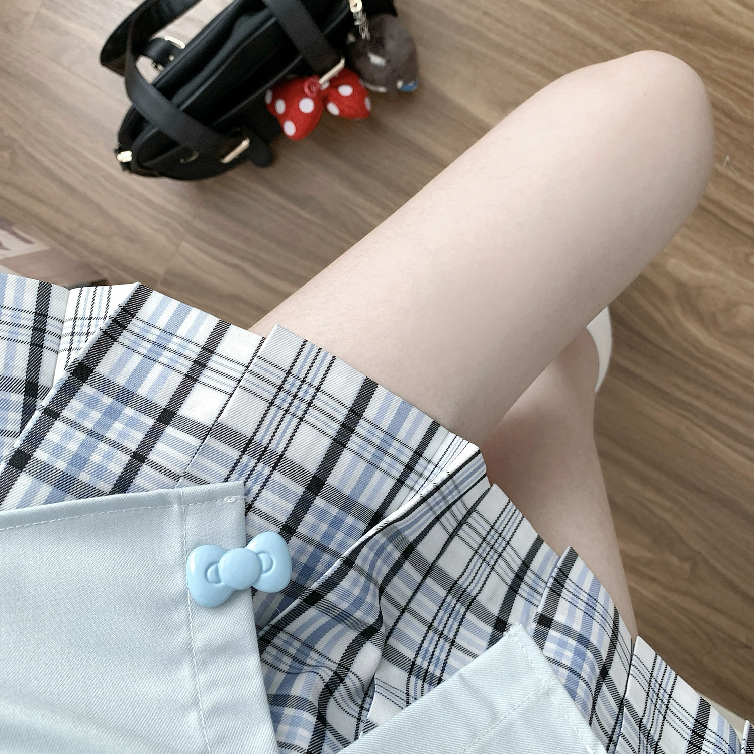 Genuine skirt, Japanese white colored uniform
