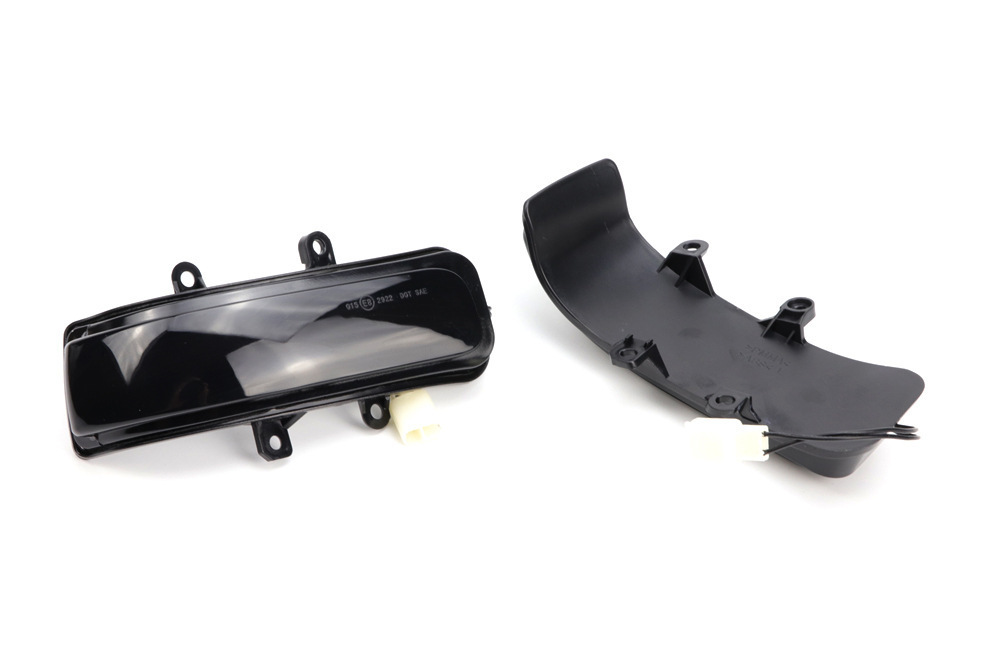 Suitable for Toyota Rav4 Highlander 4Runner Car Rearview Mirror Signal Turn Signal Light Dynamic Sequential Light