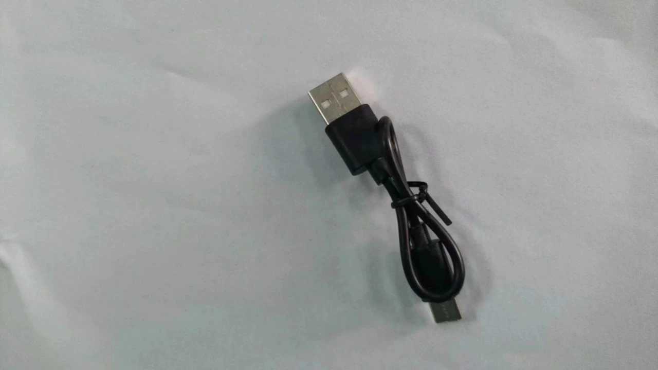 Заводская прямая продажа. Кабель для зарядки Bluetooth-гарнитуры Type-C, может заряжать небольшие вентиляторы, пистолеты для фасции, небольшую бытовую технику.