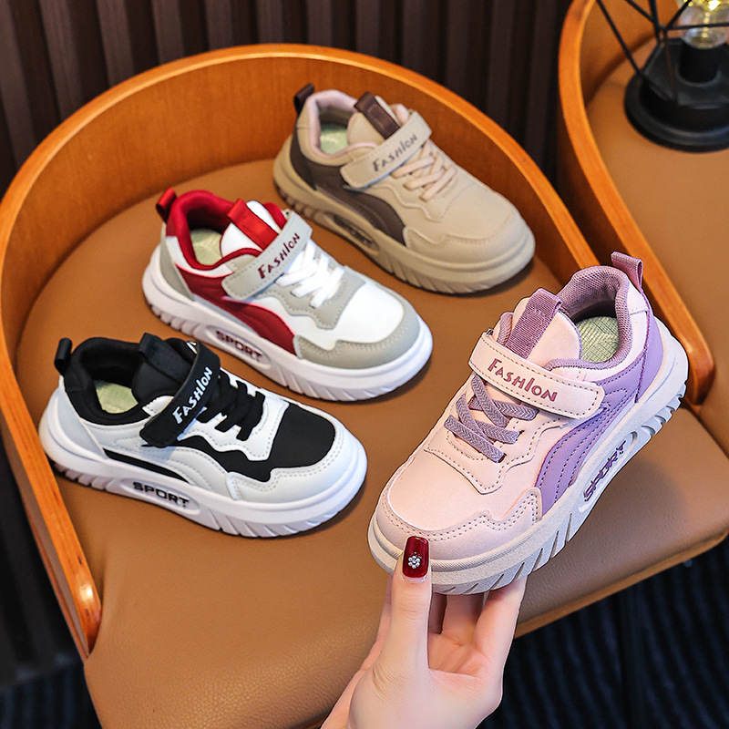 Zapatillas para niños, zapatos para niños, 2025, nueva primavera, cuero, zapatos deportivos de suela suave para niñas, zapatos casuales antideslizantes, todo fósforo