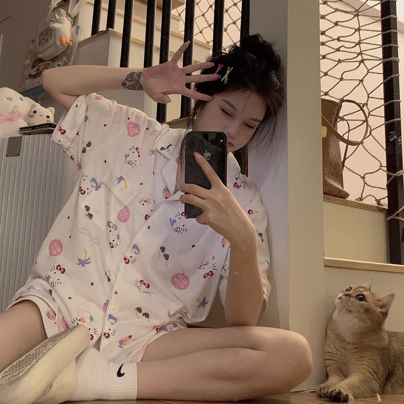 D.M-57 화이트 헬로키티 가디건 더블 쇼트