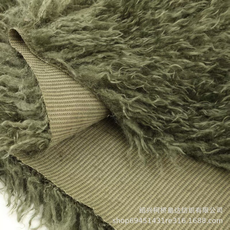 100% Polyester Beach Wool Fleece Fabric for Bags, Teddy Fleece, Lamb Fleece, Modern Print, Suitable for All Seasons