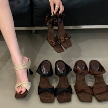 ��ʽ�����L�Ըнq�����Ů�İٴ���ȹ�Ӹ߸�Ь���y¶ֺ�߸���ЬŮ