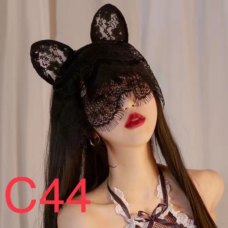 Sensory Accessory Set with Eye Mask, Cat Ear Headband, Bell Collar and Lace Gloves — detail image 4