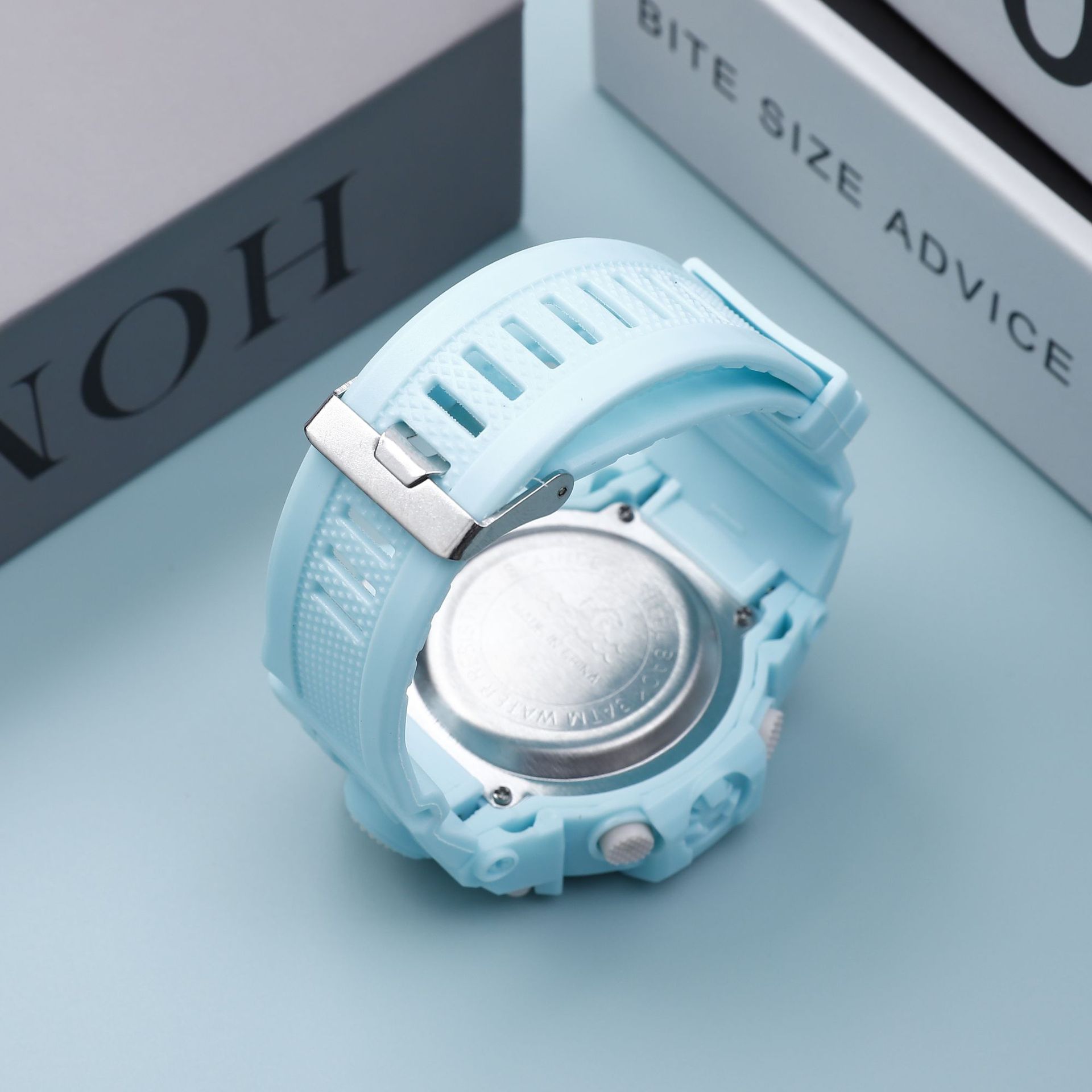 Reloj de estilo universitario para mujeres estudiantes de secundaria secundaria secundaria nicho de alto valor facial deportivo niños niños niños relojes electrónicos