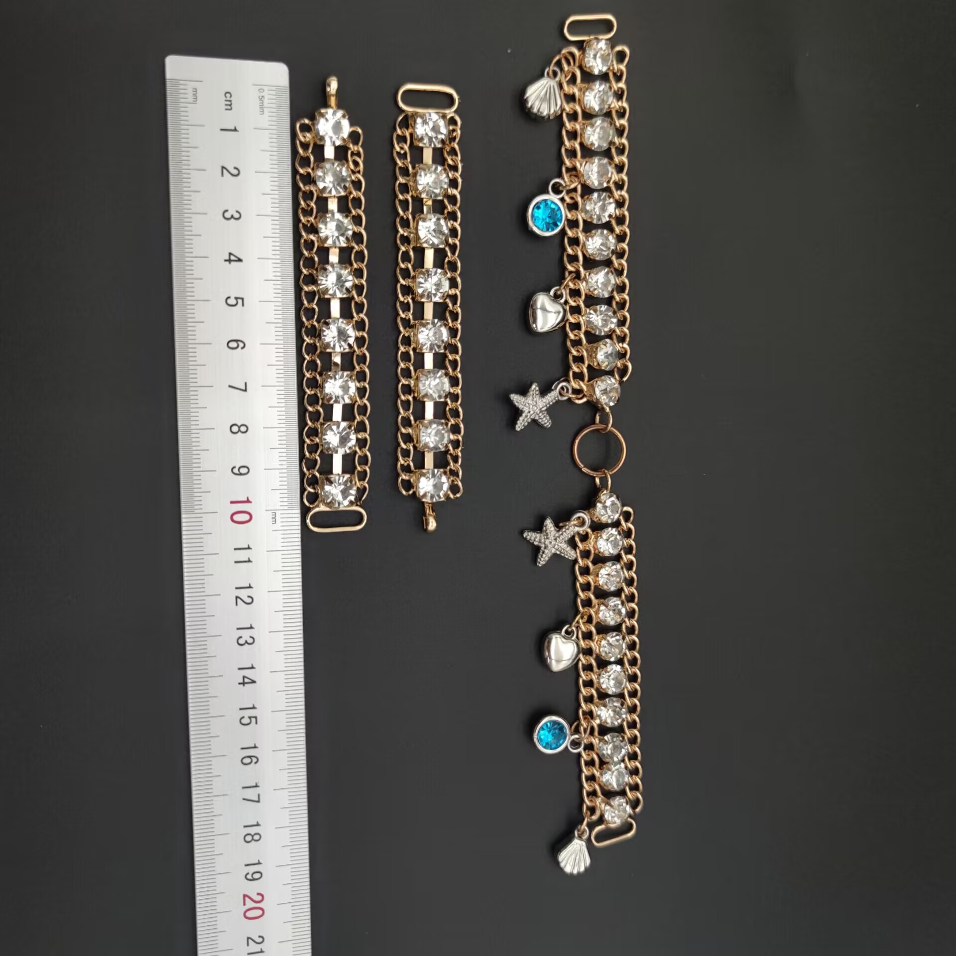 25EEAD29A96C3997783AC0861E43CC