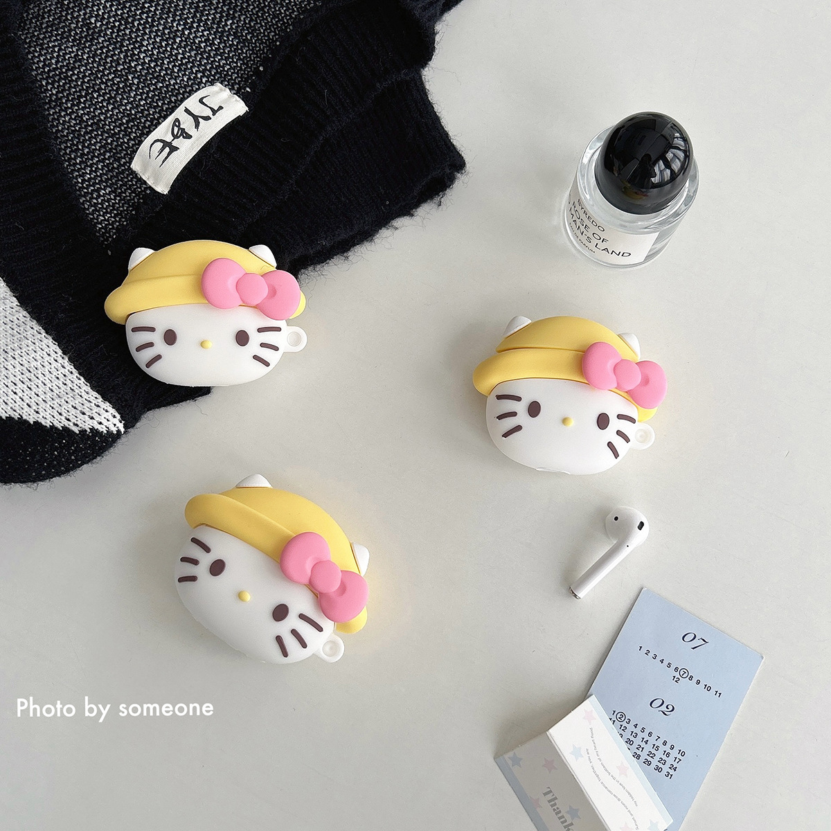 Personalidad de dibujos animados sombrero amarillo kt gatos Apple AirPods 1 / 2 auriculares Bluetooth pro cubierta 3 para silicona suave