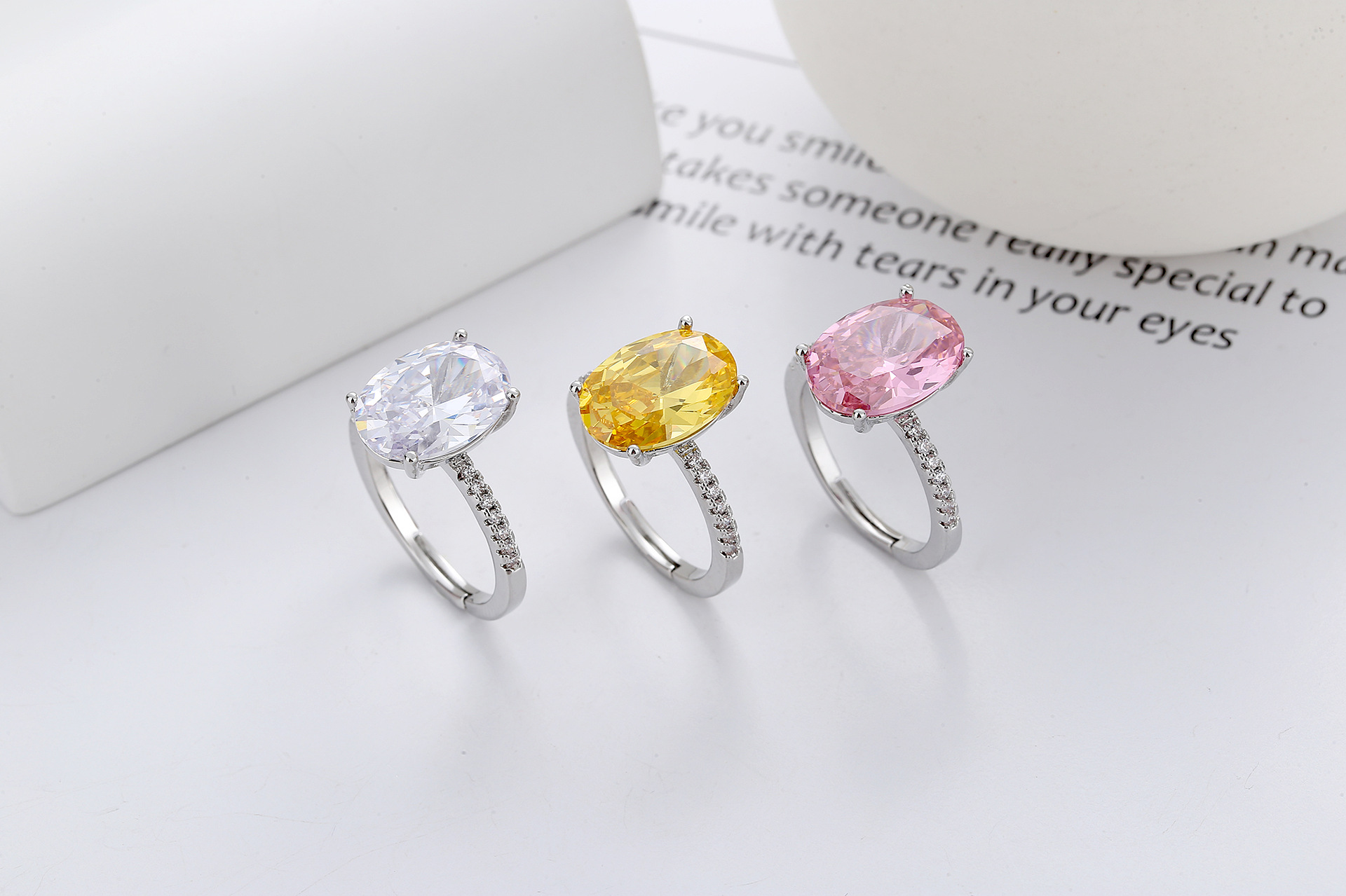 Elegant Geometric Copper Inlay Zircon Rings